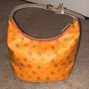 Small Dooney & Bourke purse